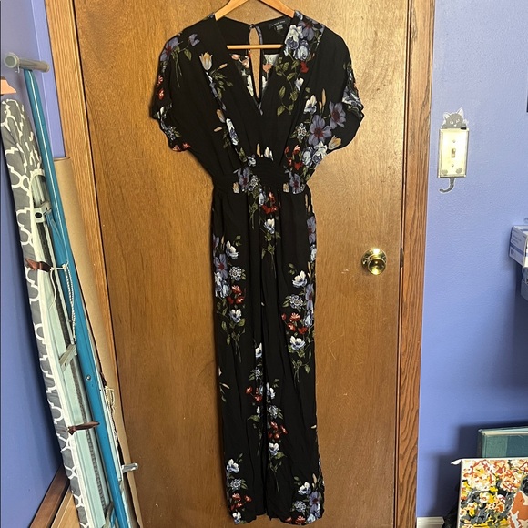 American Eagle Outfitters Black Floral Romper/Jumpsuit - Picture 1 of 4
